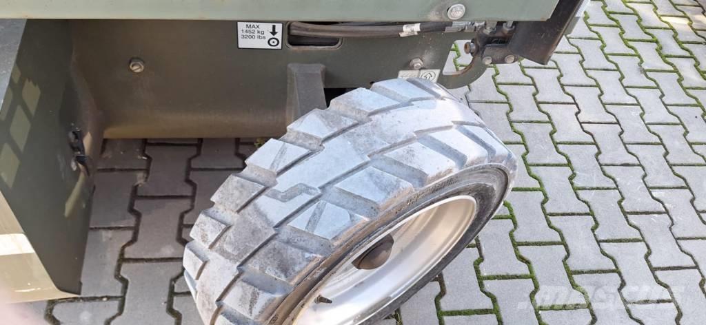 JLG M 3369 Makazaste platforme