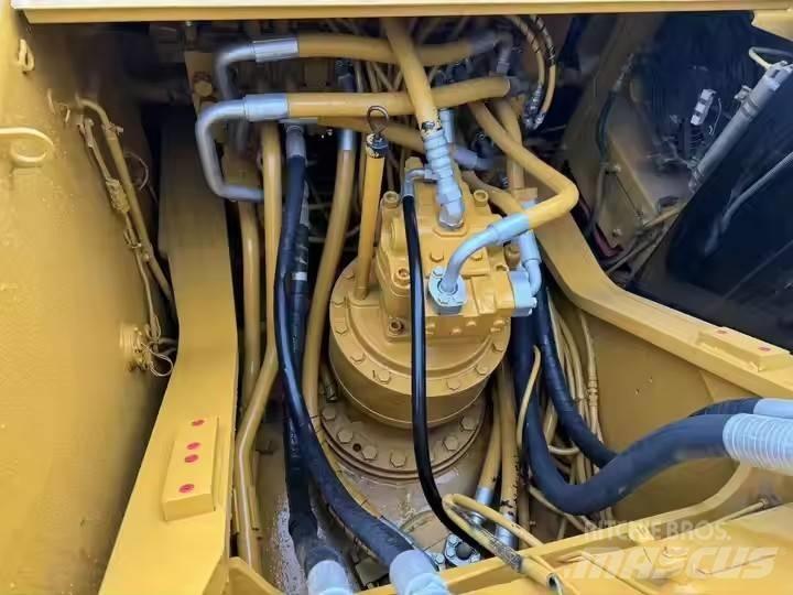 CAT CAT329D2L Bageri guseničari