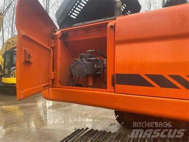 Doosan DX300LC Bageri guseničari