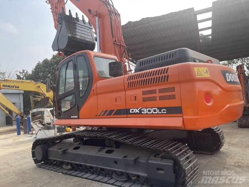 Doosan DX 300 LC Bageri guseničari