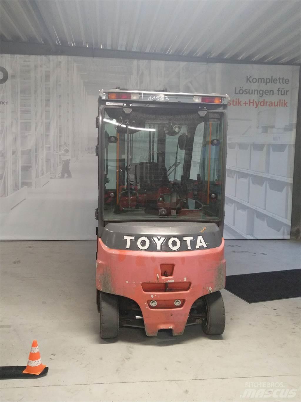 Toyota 8FBMT30 Električni viljuškari