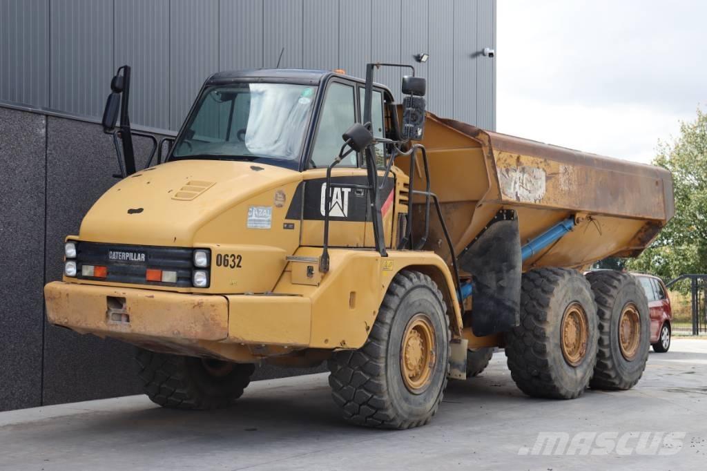 CAT 730 Zglobni damperi
