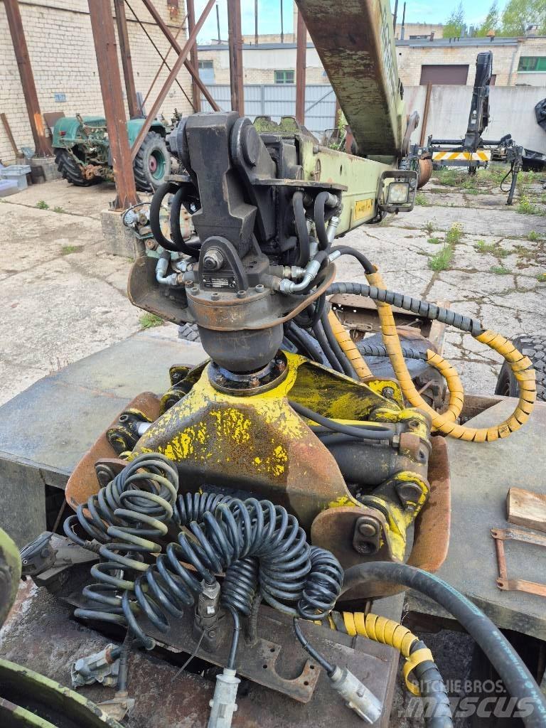 Loglift 82S Kranovi za debla