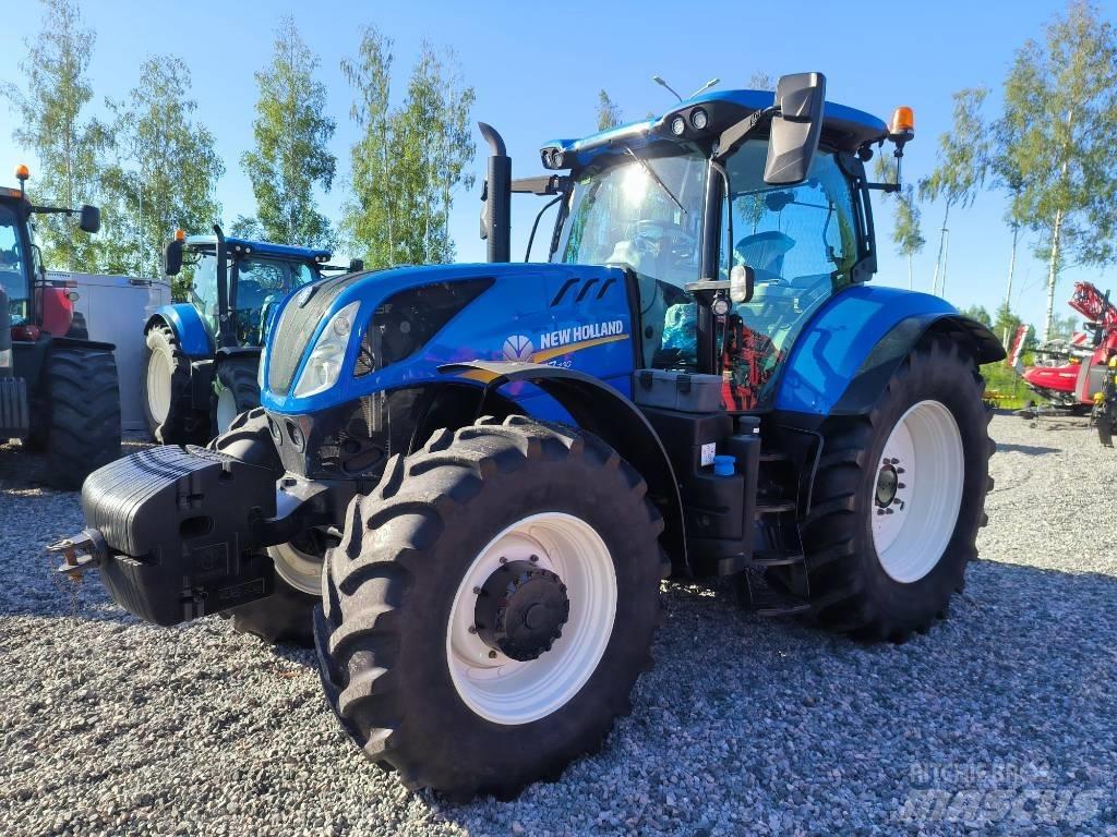 New Holland T 7.230 Traktori