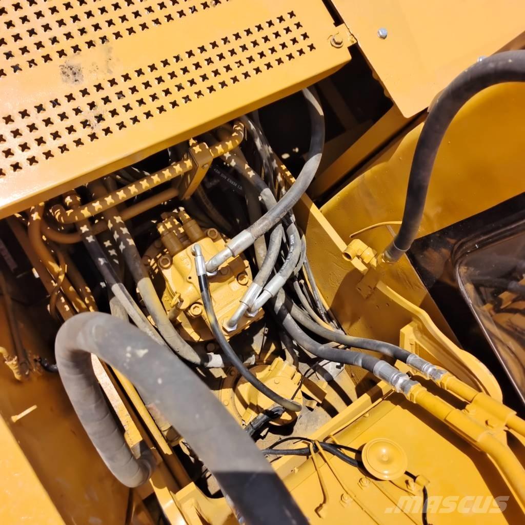 CAT 320 B L Bageri guseničari