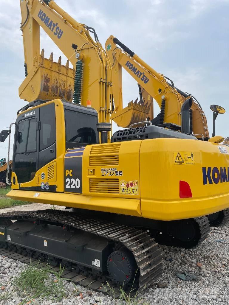 Komatsu PC 220 Bageri guseničari