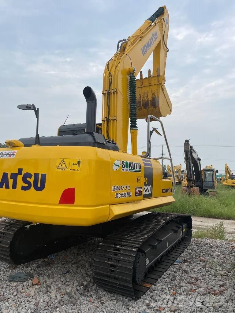 Komatsu PC 220 Bageri guseničari