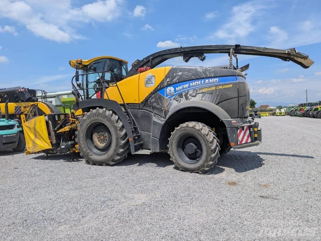 New Holland FR 650 Mašine za stočnu hranu sa sopstvenim pogonom