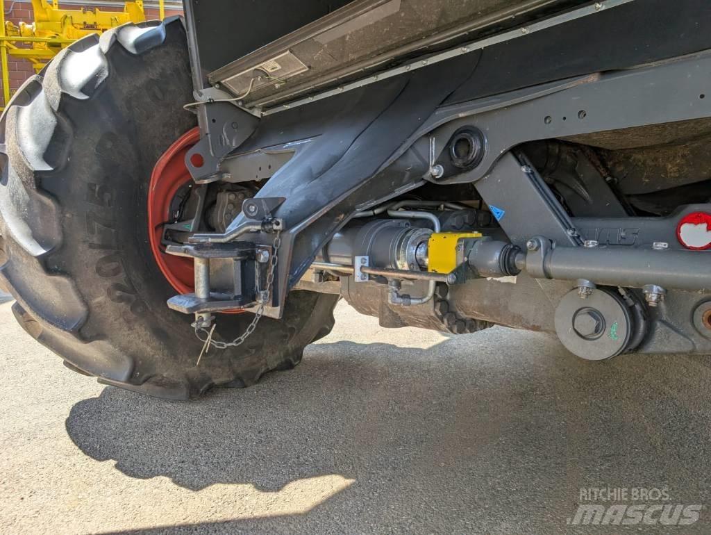 New Holland FR 650 Mašine za stočnu hranu sa sopstvenim pogonom