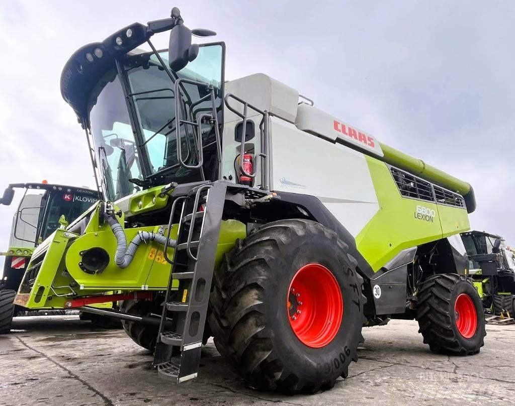 CLAAS Lexion 6800 Kombajni