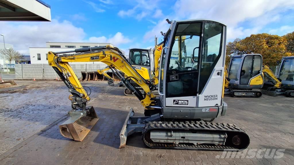 Wacker Neuson EZ26 Bageri guseničari