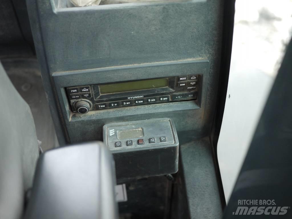 Hyundai R 380 LC-9 Bageri guseničari