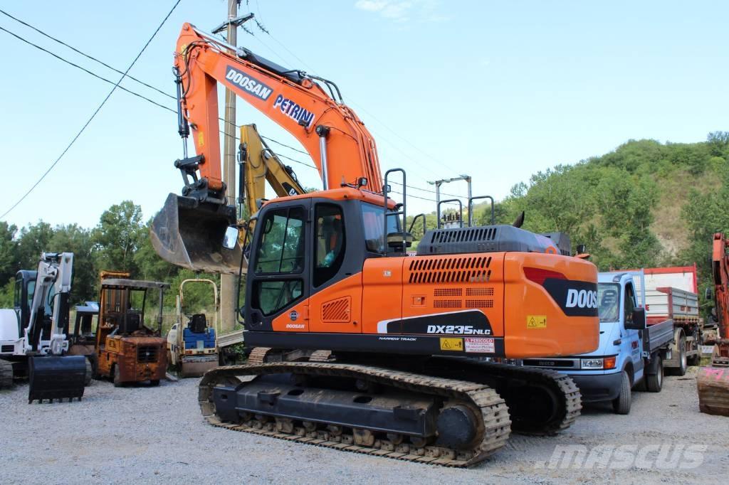 Doosan DX 235 NLC-5 Bageri guseničari