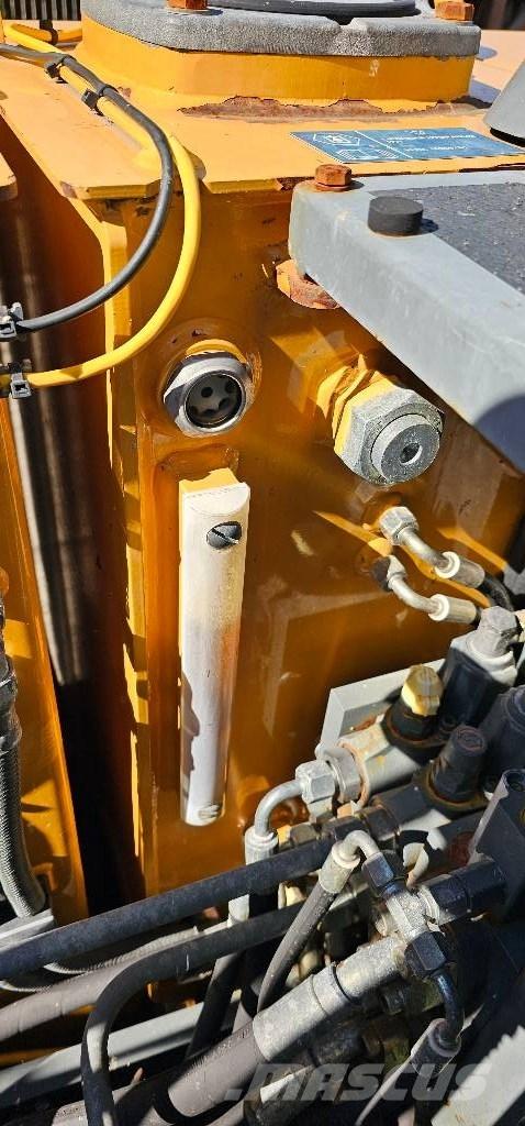 Liebherr LH 22 M Bageri za prenos primarnih/sekundarnih sirovina