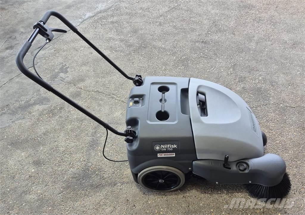 Nilfisk SW 750 Mašine za čišćenje