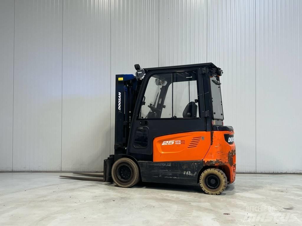 Doosan B25X-7 Električni viljuškari