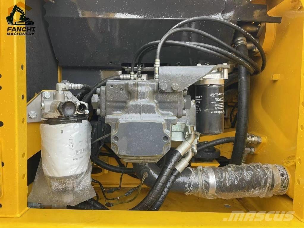 Komatsu PC240 Bageri guseničari