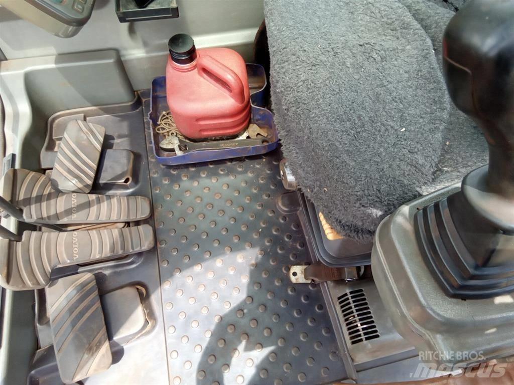 Volvo EC 140 BLC Bageri guseničari