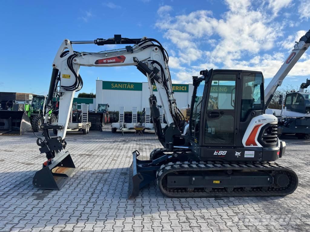Bobcat E88 R2 Midi bageri 7t – 12t