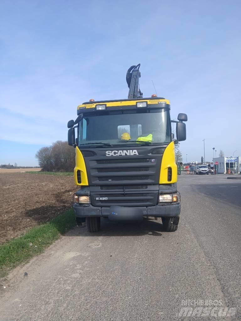 Scania R 420 Rol kiper kamioni sa kukom za podizanje tereta