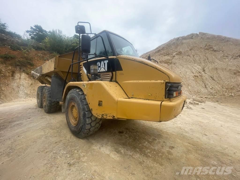 CAT 730 Zglobni damperi