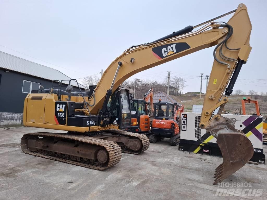 CAT 323 EL Bageri guseničari
