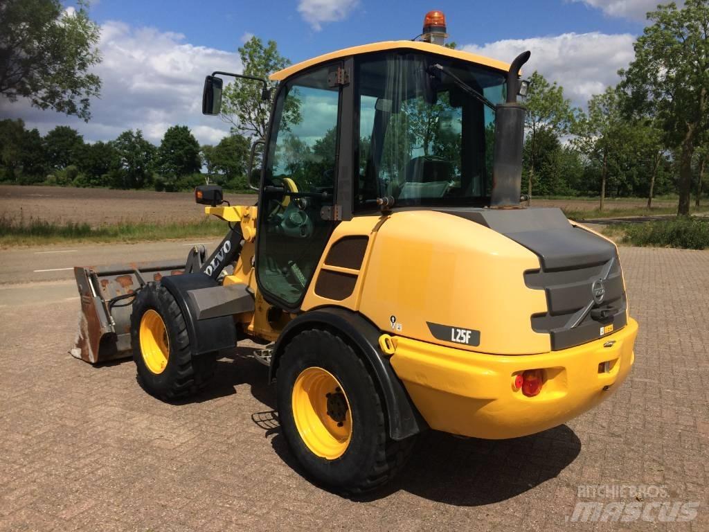 Volvo L 25 F Utovarivači na točkove
