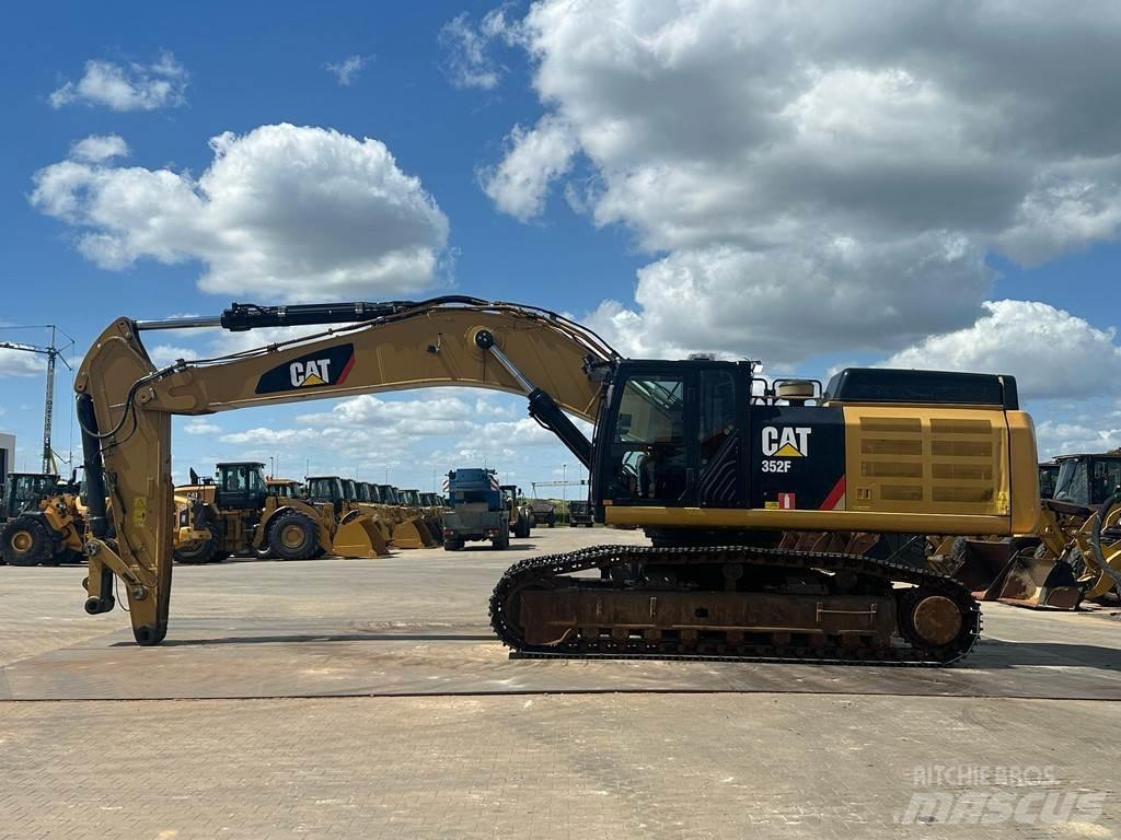 CAT 352F Bageri guseničari