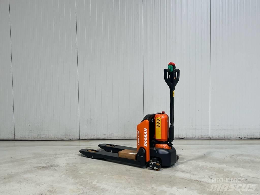 Doosan LPM15N-7 Nisko podizni električni viljuškar
