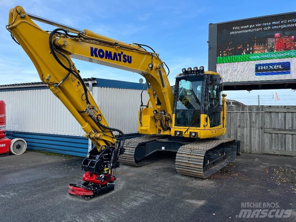 Komatsu PC138US-11 Bageri guseničari