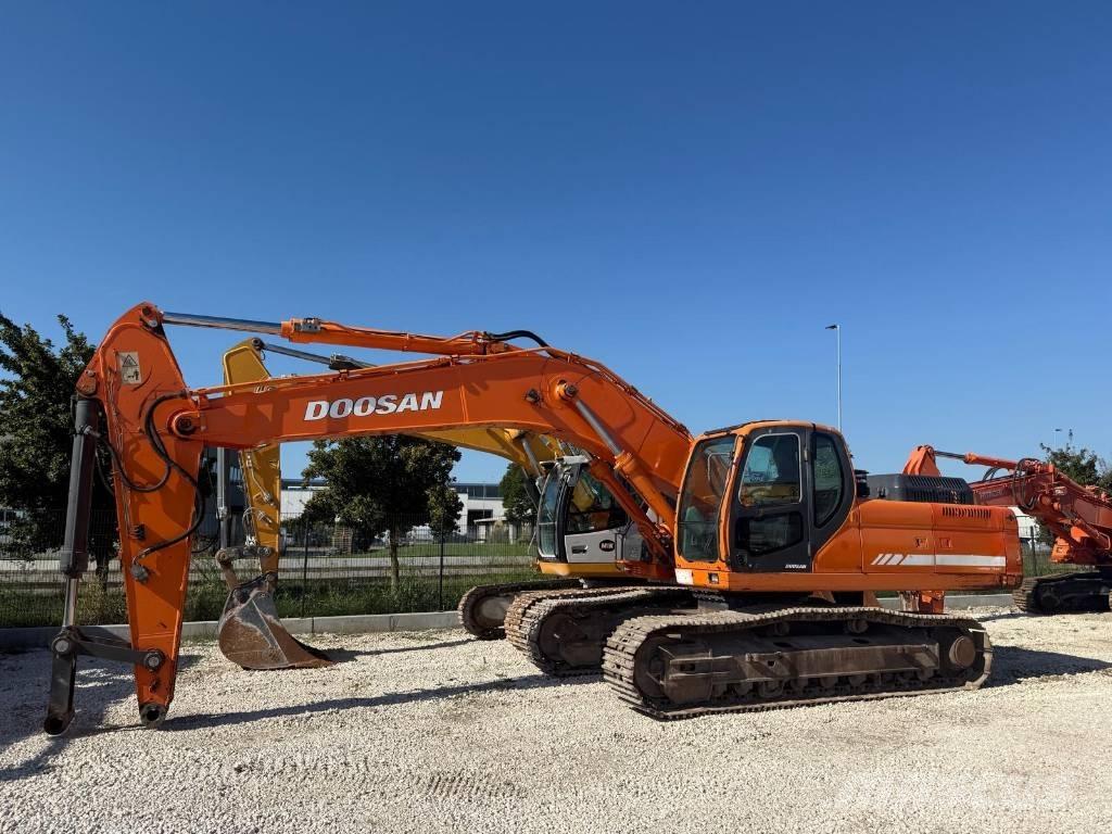 Doosan DX 340 LC Bageri guseničari