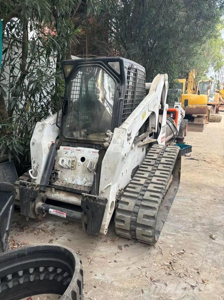 Bobcat T 300 Skid steer mini utovarivači