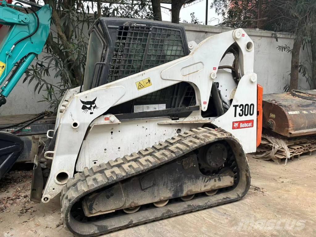 Bobcat T 300 Skid steer mini utovarivači