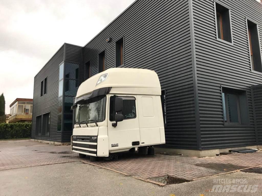 DAF XF 105 Euro 5 Kabine i unutrašnjost