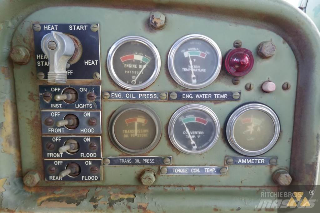 CAT D7F Ex-army Buldožeri guseničari