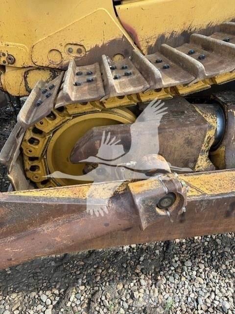 CAT D8T Buldožeri guseničari