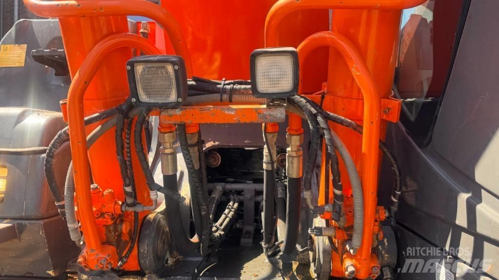 Hitachi ZX 280 LC-3 Bageri guseničari