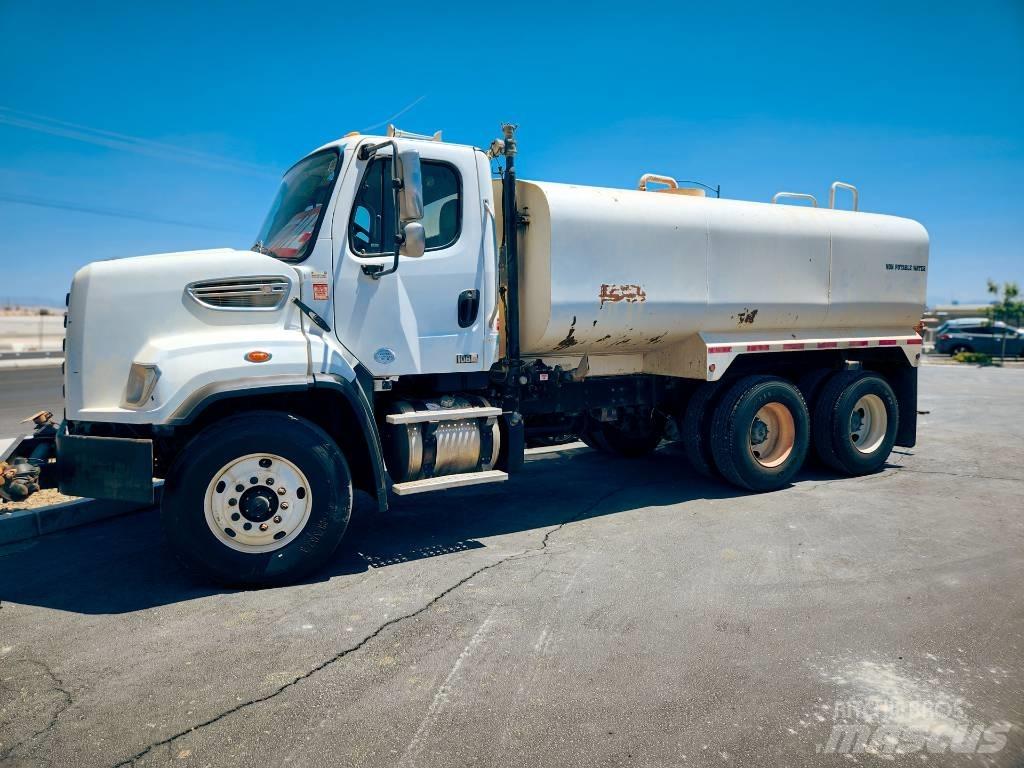 Freightliner 108 SD Kamioni za vodu