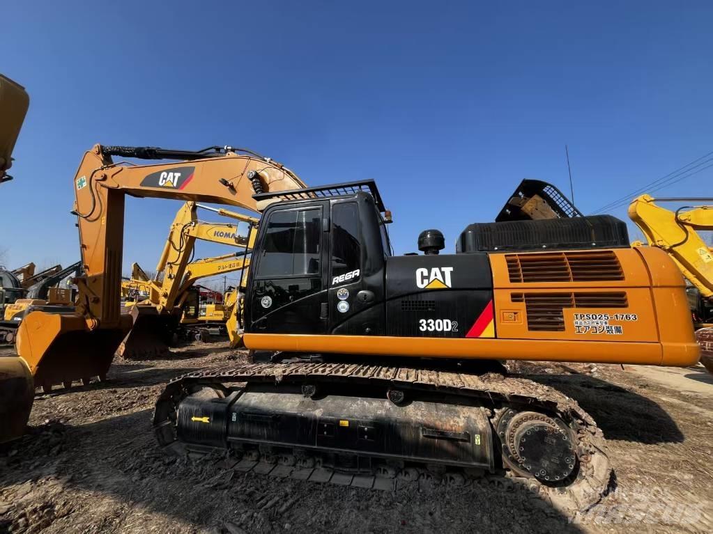 CAT CAT330D2 Midi bageri 7t – 12t