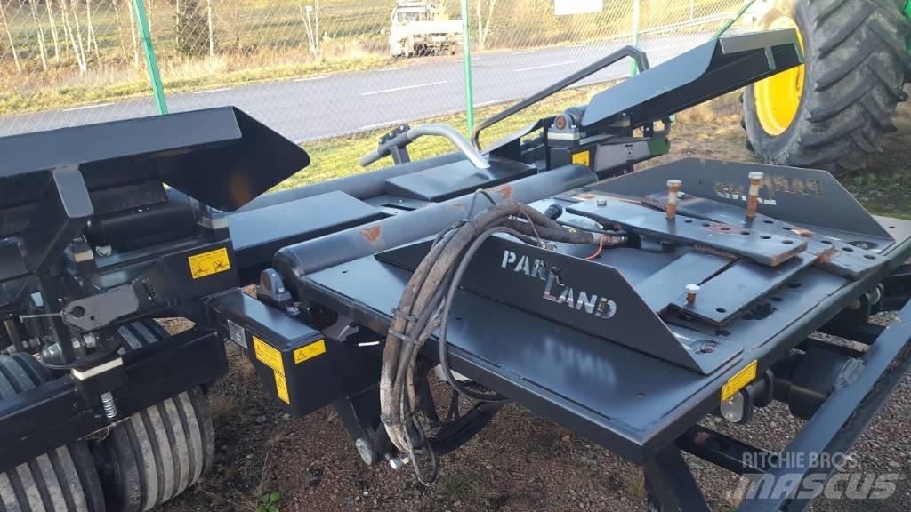 Parkland 443 Prese/balirke za četvrtaste bale