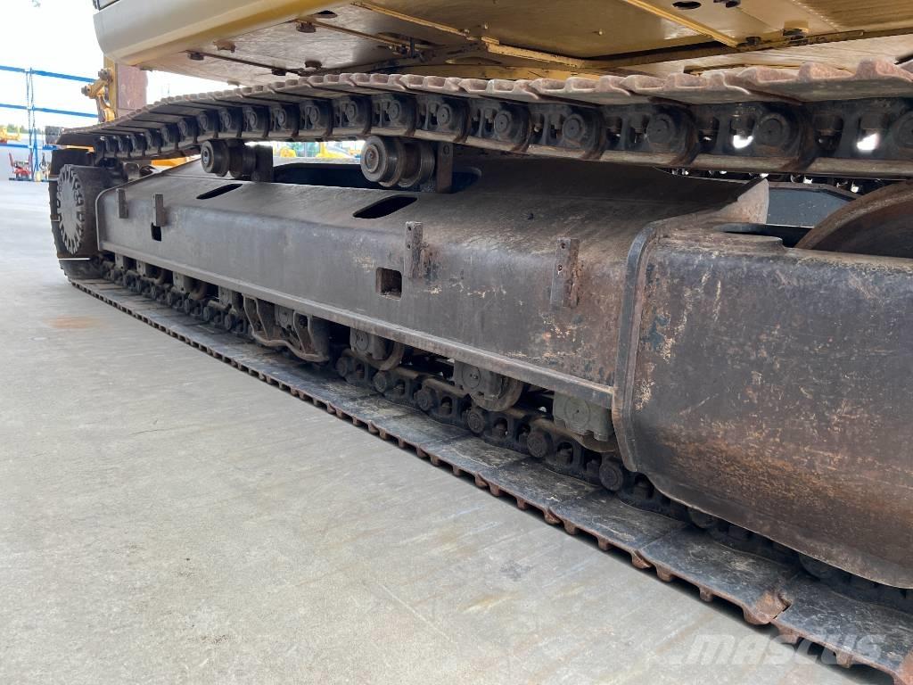 CAT 323D LN Bageri guseničari