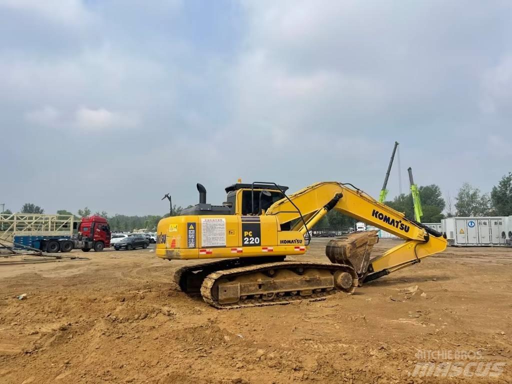 Komatsu PC 220-8 Bageri guseničari
