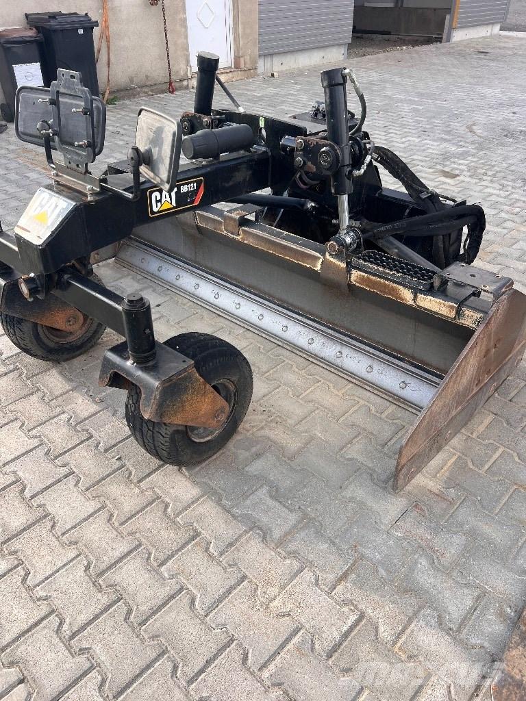 Bobcat T 590 HF Skid steer mini utovarivači