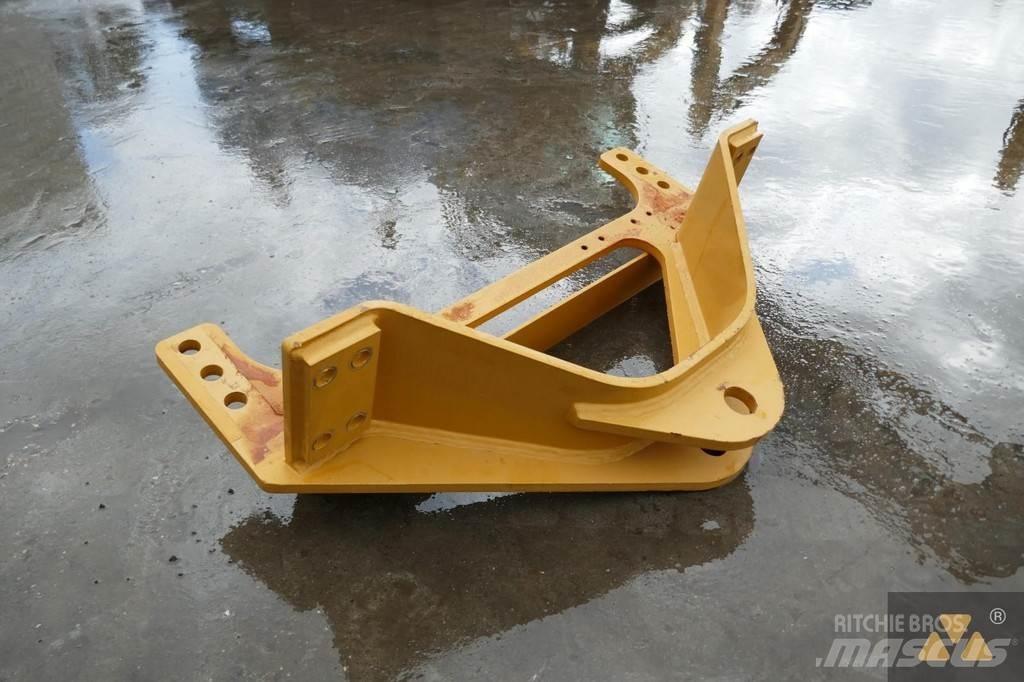 CAT 140M3 Drawbar Ostale kargo komponente