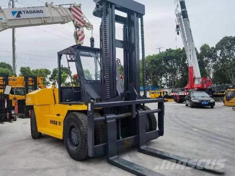 Komatsu FD 160 Dizelski viljuškari