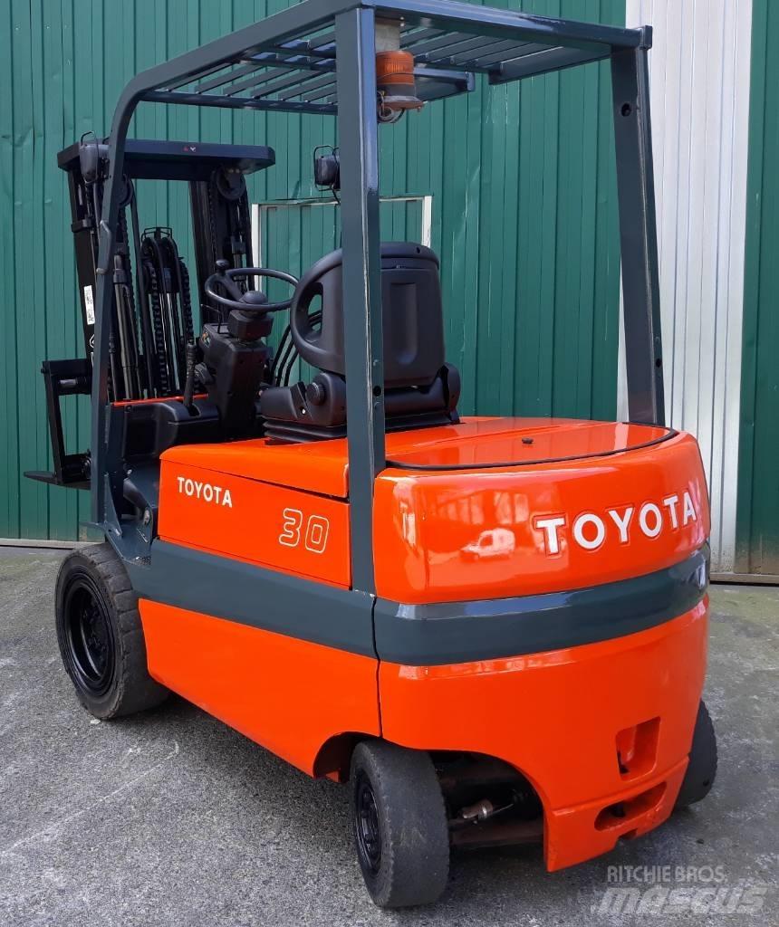 Toyota FBMF30 Električni viljuškari
