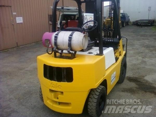 Yale 2.5 Tonne Plinski viljuškari