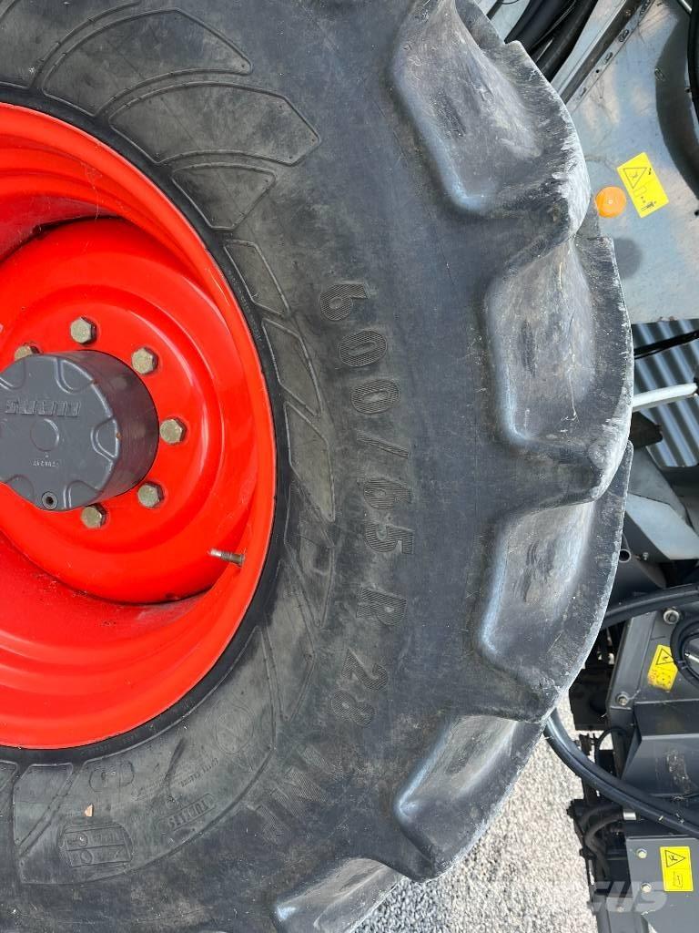 CLAAS LEXION 760 Kombajni