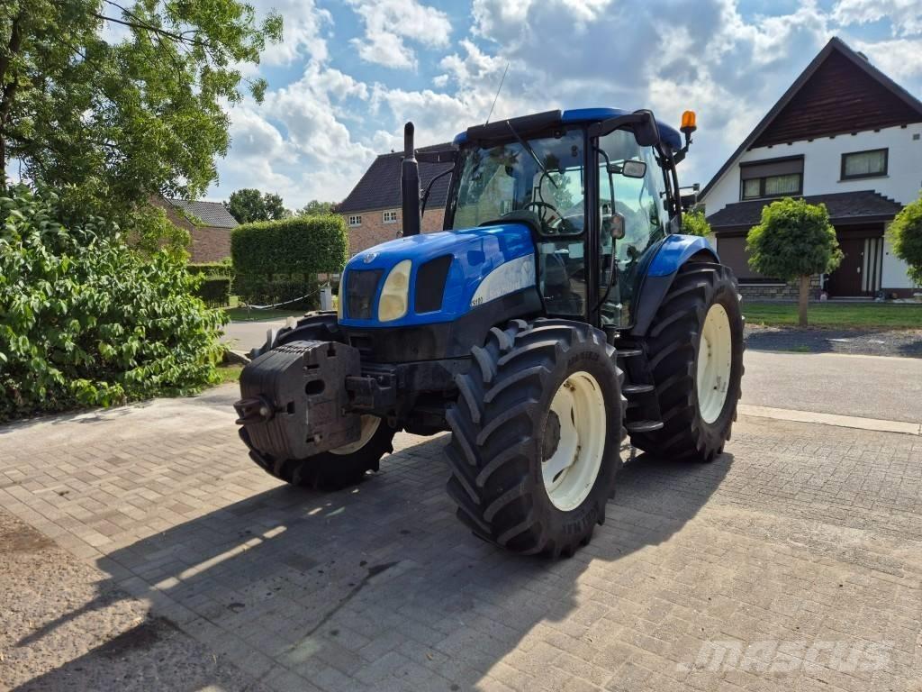 New Holland TS 100 A Traktori