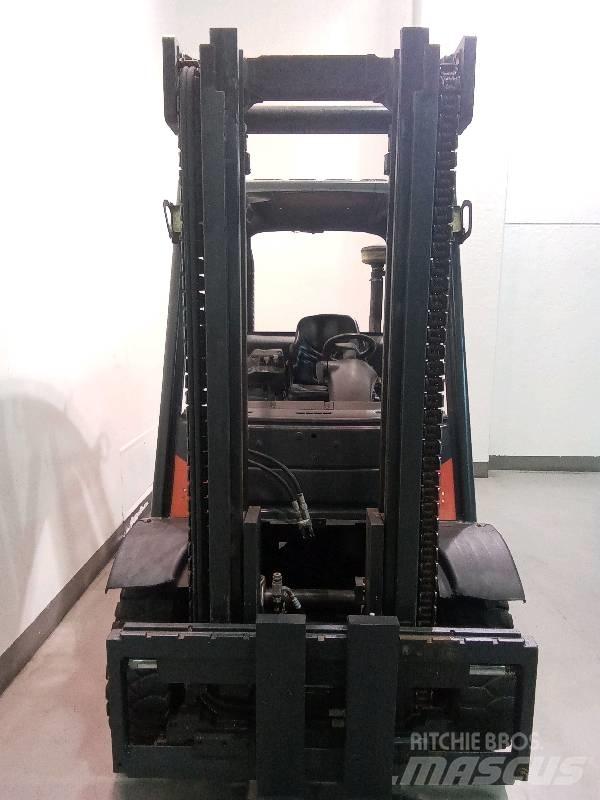 Linde H 40 D-02 Dizelski viljuškari